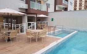 Apartamento tipo Flat para temporada em Caldas Novas com cozinha completa